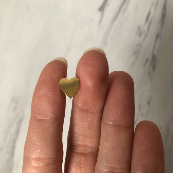 NWT Michael Kors Heart Necklace and Earrings Set - Picture 6 of 7